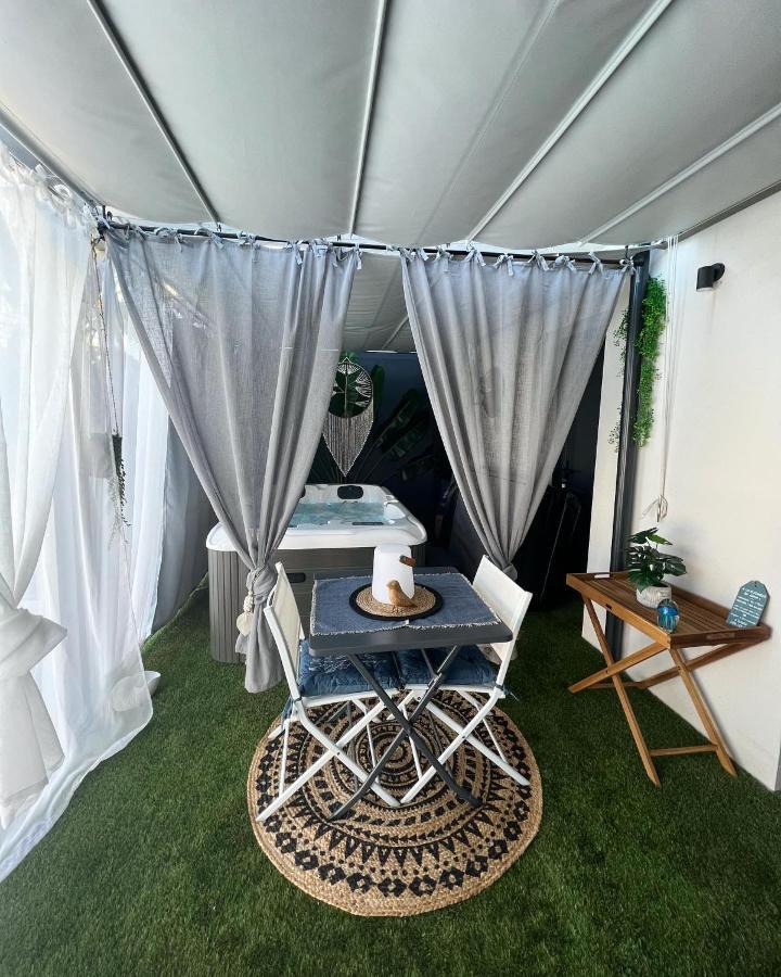 Suites By Aix Keys Avec Jacuzzi Privatif 5 Min Des Plages Fouras Saint-Laurent-de-la-Prée Dış mekan fotoğraf