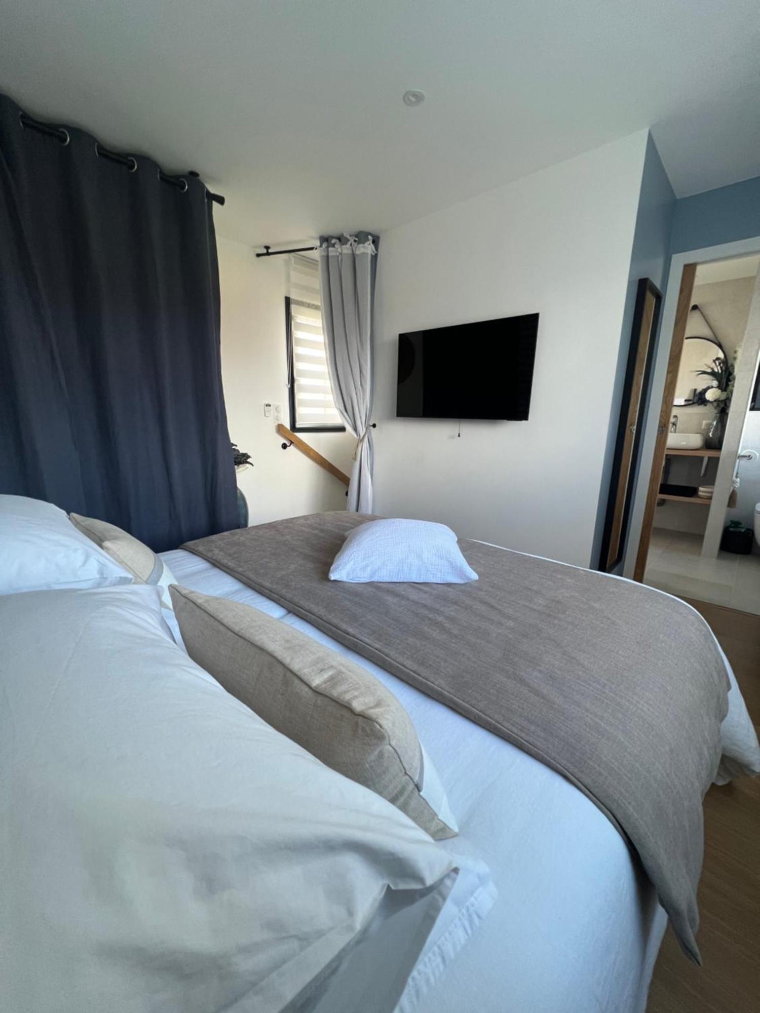 Suites By Aix Keys Avec Jacuzzi Privatif 5 Min Des Plages Fouras Saint-Laurent-de-la-Prée Dış mekan fotoğraf